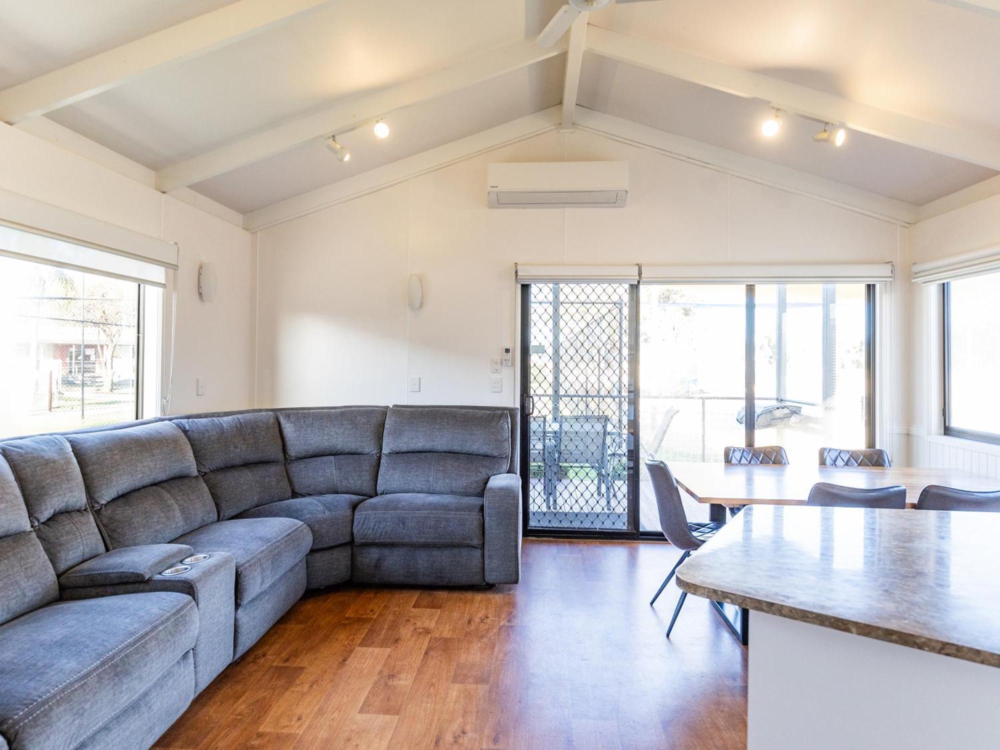 Nrma Yarrawonga Mulwala Holiday Park 客房 照片
