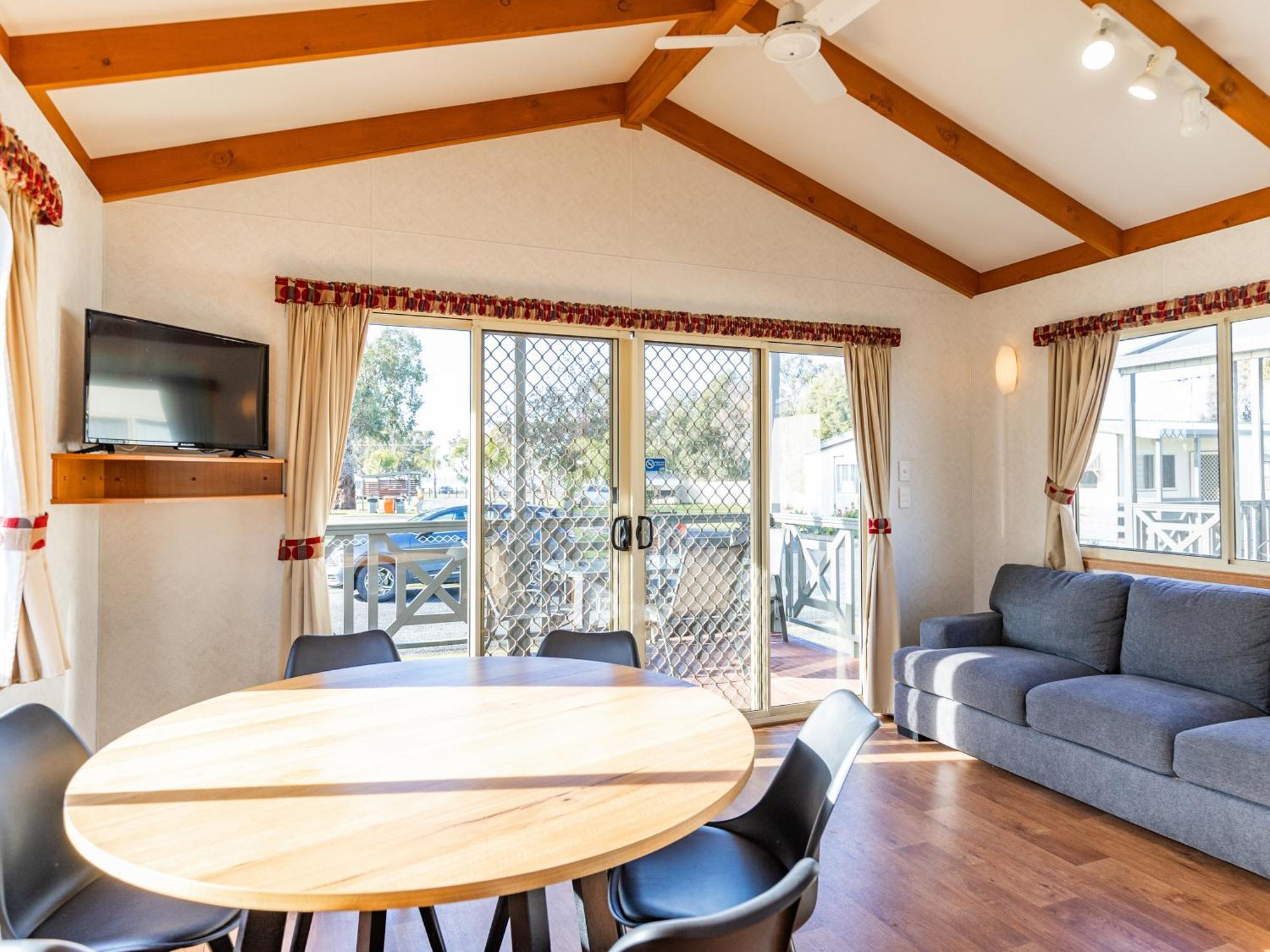 Nrma Yarrawonga Mulwala Holiday Park 客房 照片
