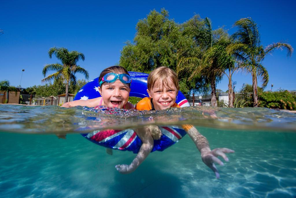Nrma Yarrawonga Mulwala Holiday Park 外观 照片